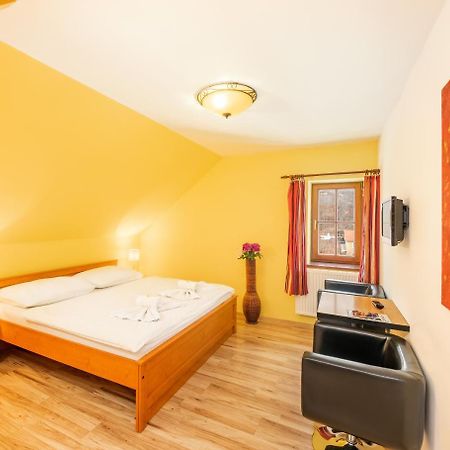 Hotel U Martina - Kocabka Rožmberk nad Vltavou Buitenkant foto