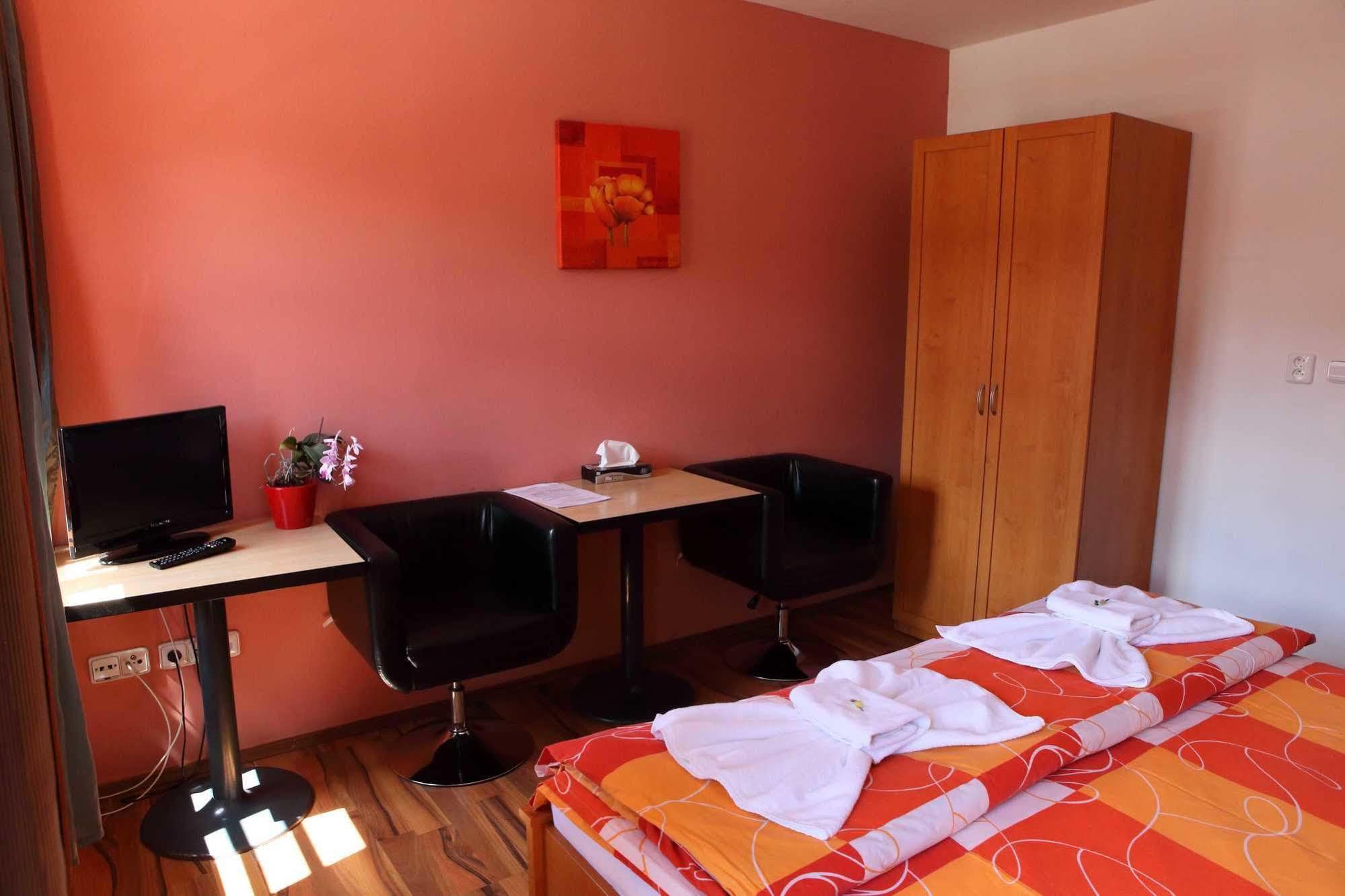 Hotel U Martina - Kocabka Rožmberk nad Vltavou Buitenkant foto